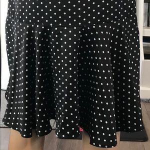Jaclyn Smith Women’s Polka dot Skirt. Size M.